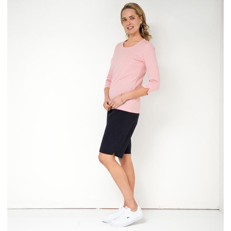 B Essentials 3/4 Sleeve Tee image number 15